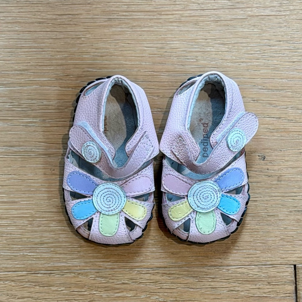 Pediped Baby Shoes Infant Pre-Walking Daisy Pink Rainbow Flower 0-6M Sandal EUC